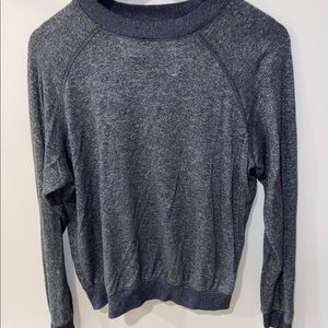 Crew neck